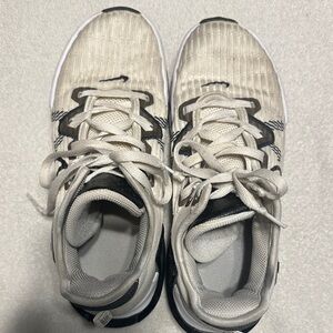 Nike Athletic Shoes in White and Black